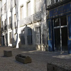https://appartements-des-teinturiers.fr-provencehotel.com